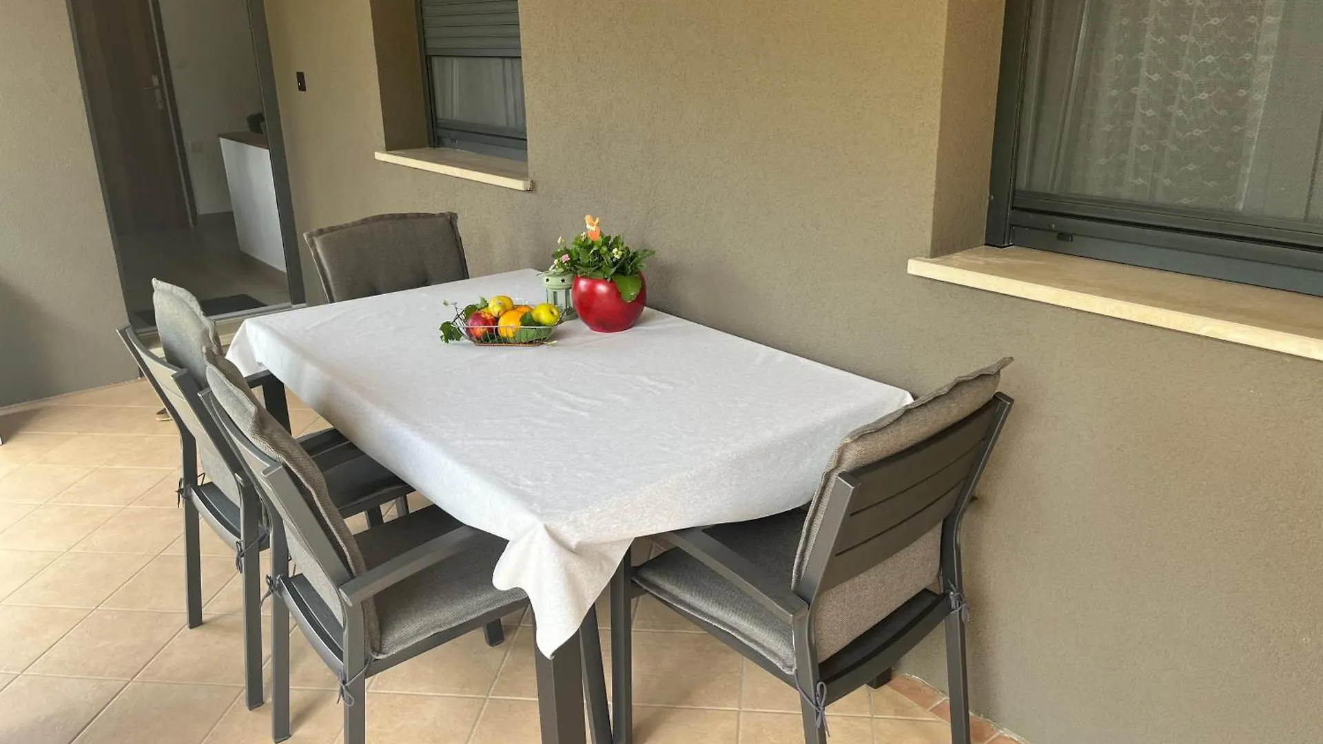 Elena Relax For 4, Hike And Bike Apartment Rabac